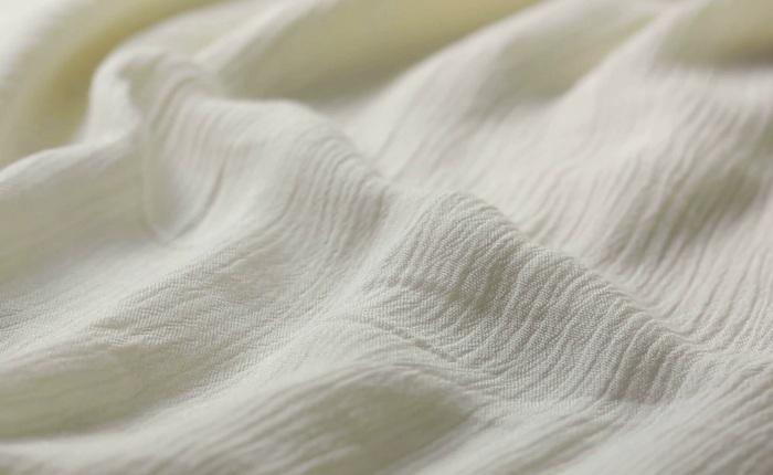 Стильный фон ткань однотонная лен. Как называется мятая ткань. Помятая ткань название. Жатый материал для штор. Лен блури голубой.